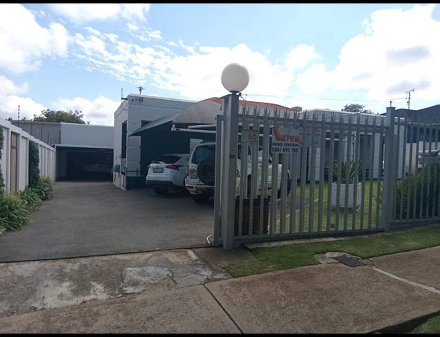 3 BEDROOM HOUSE FOR SALE IN MONUMENT